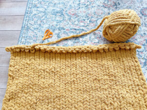 How Much Chunky Yarn to Make a Blanket? | Easy Guide - Craft Projects ...